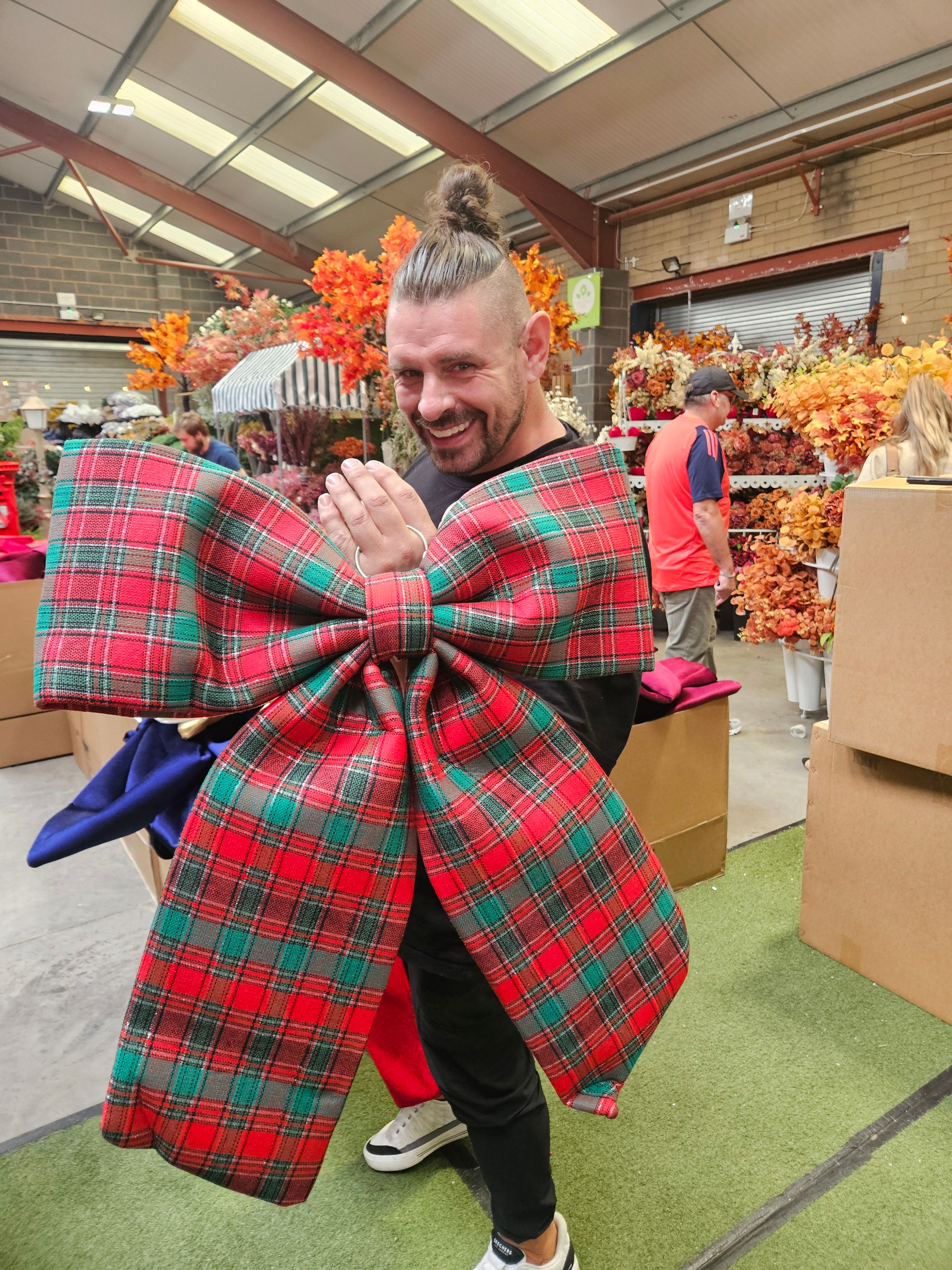Giant 62cm Tartan Glittered Christmas Bow