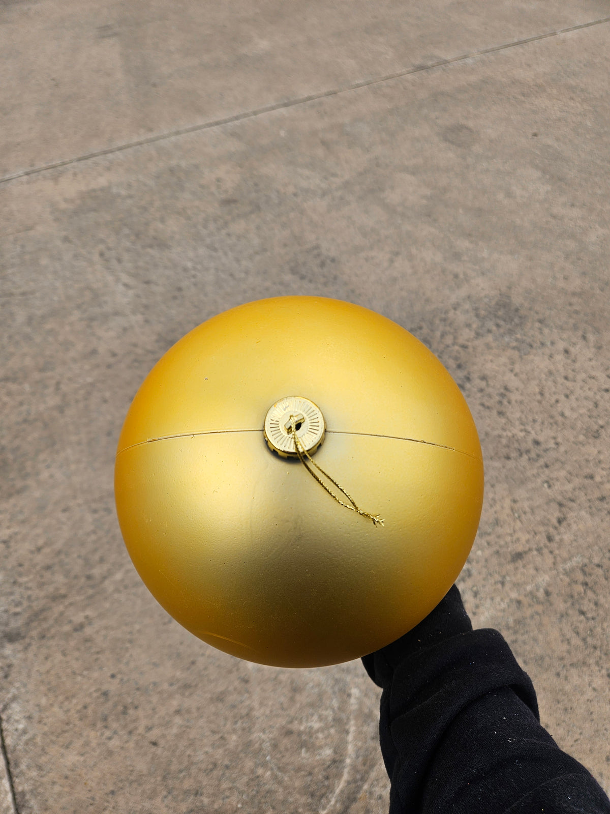 Large 20cm Matte Gold Christmas Bauble