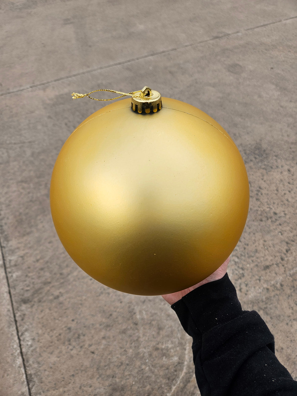 Large 20cm Matte Gold Christmas Bauble
