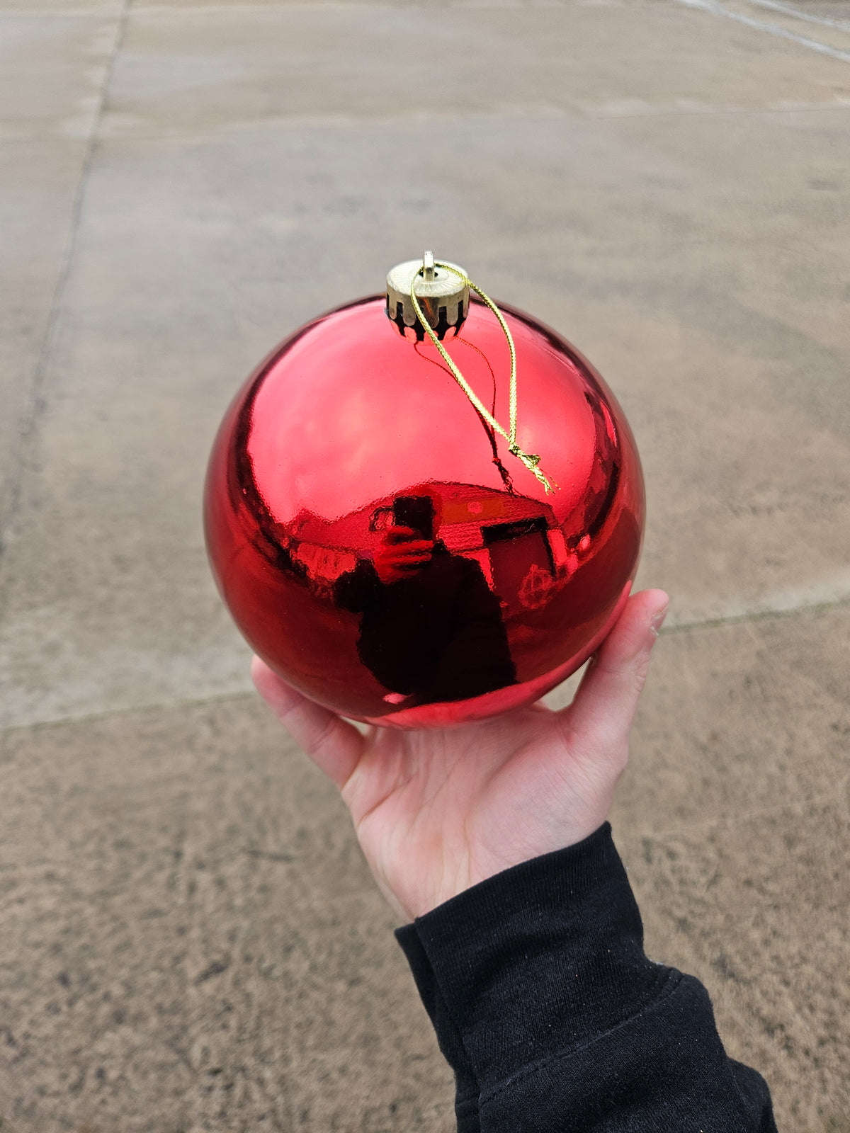 Large 15cm ShinyRed Christmas Bauble