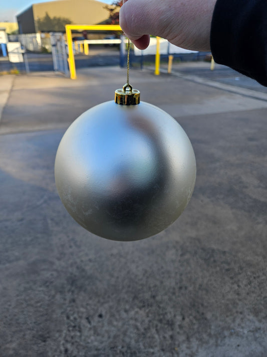 Large 15cm Matte Champagne Christmas Bauble