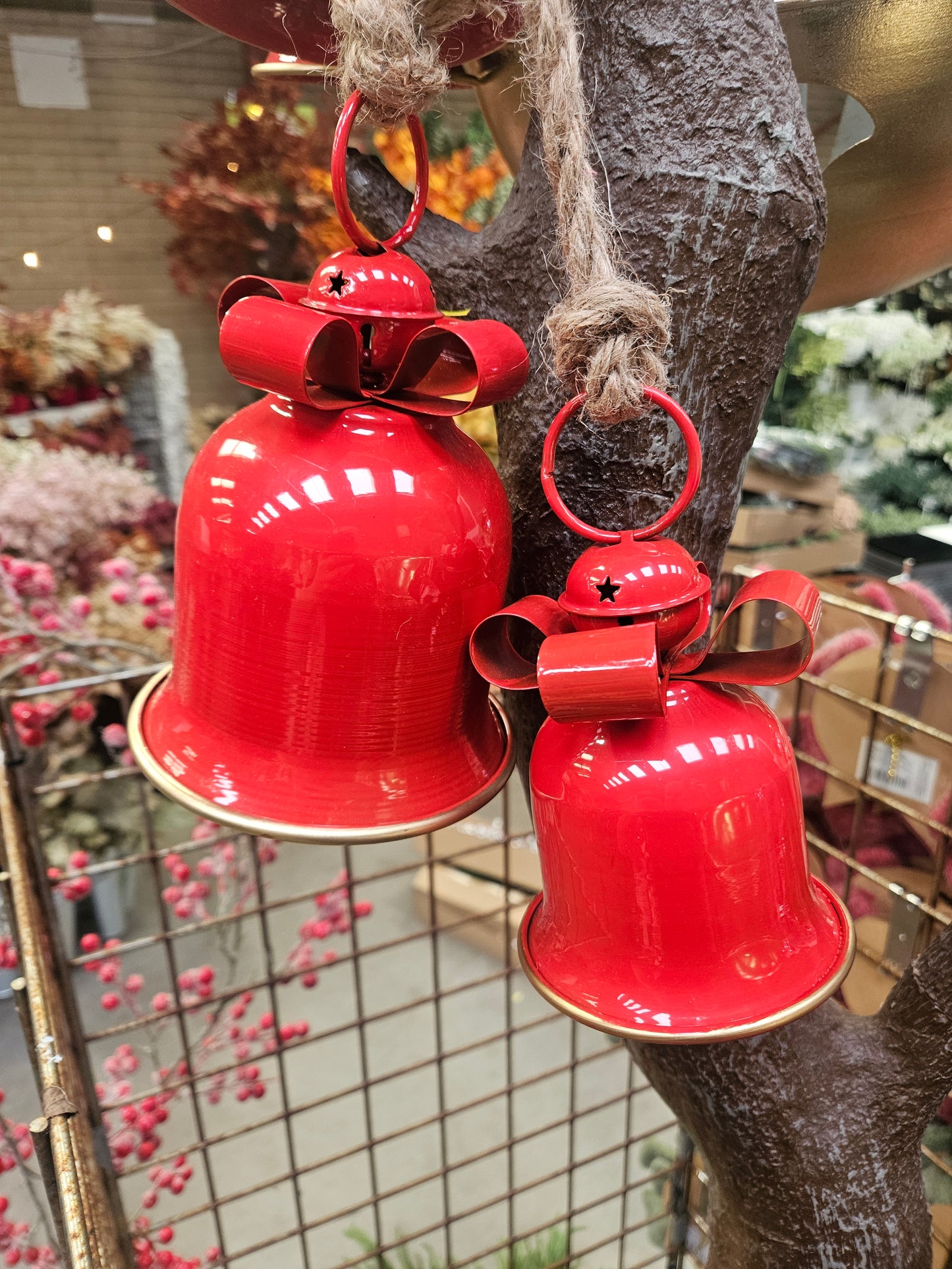 Red Christmas Bells (2 Bells Per Set)