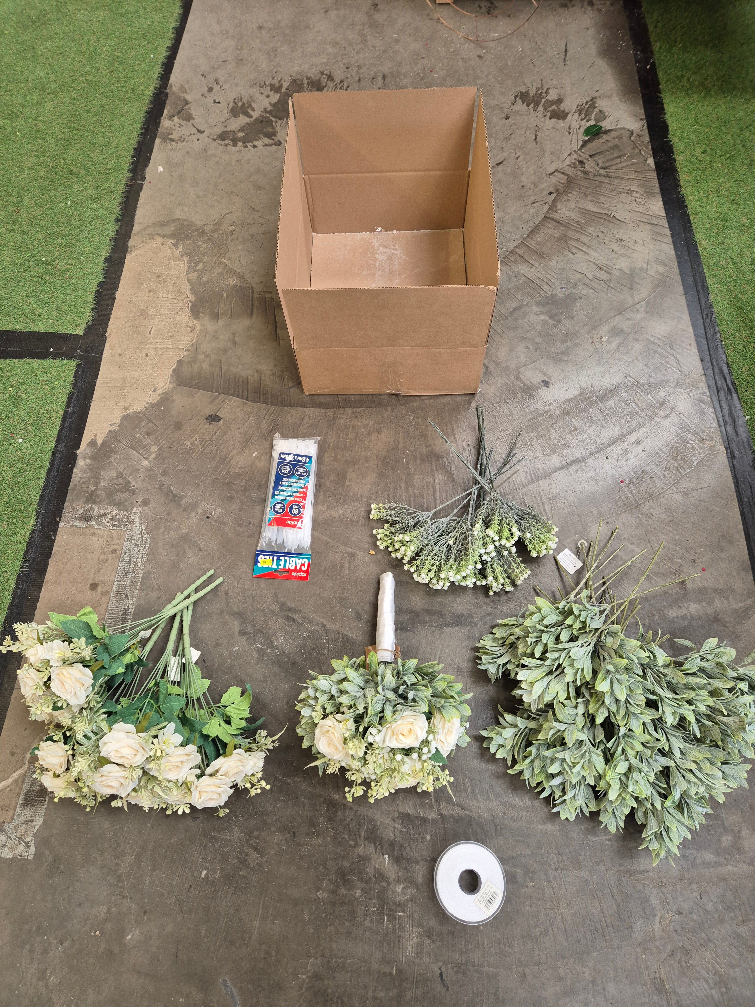 3 x Bridesmaid bouquet box