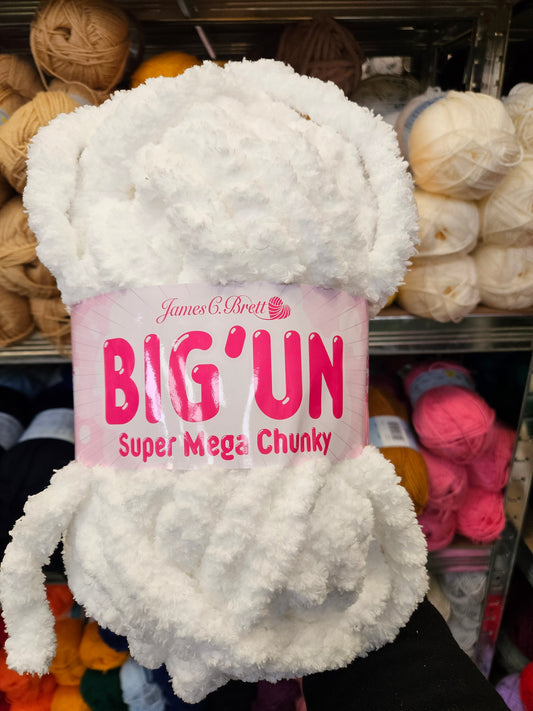James C Brett 'Big'Un' Super Mega Chunky Wool - 300g (Snow White)